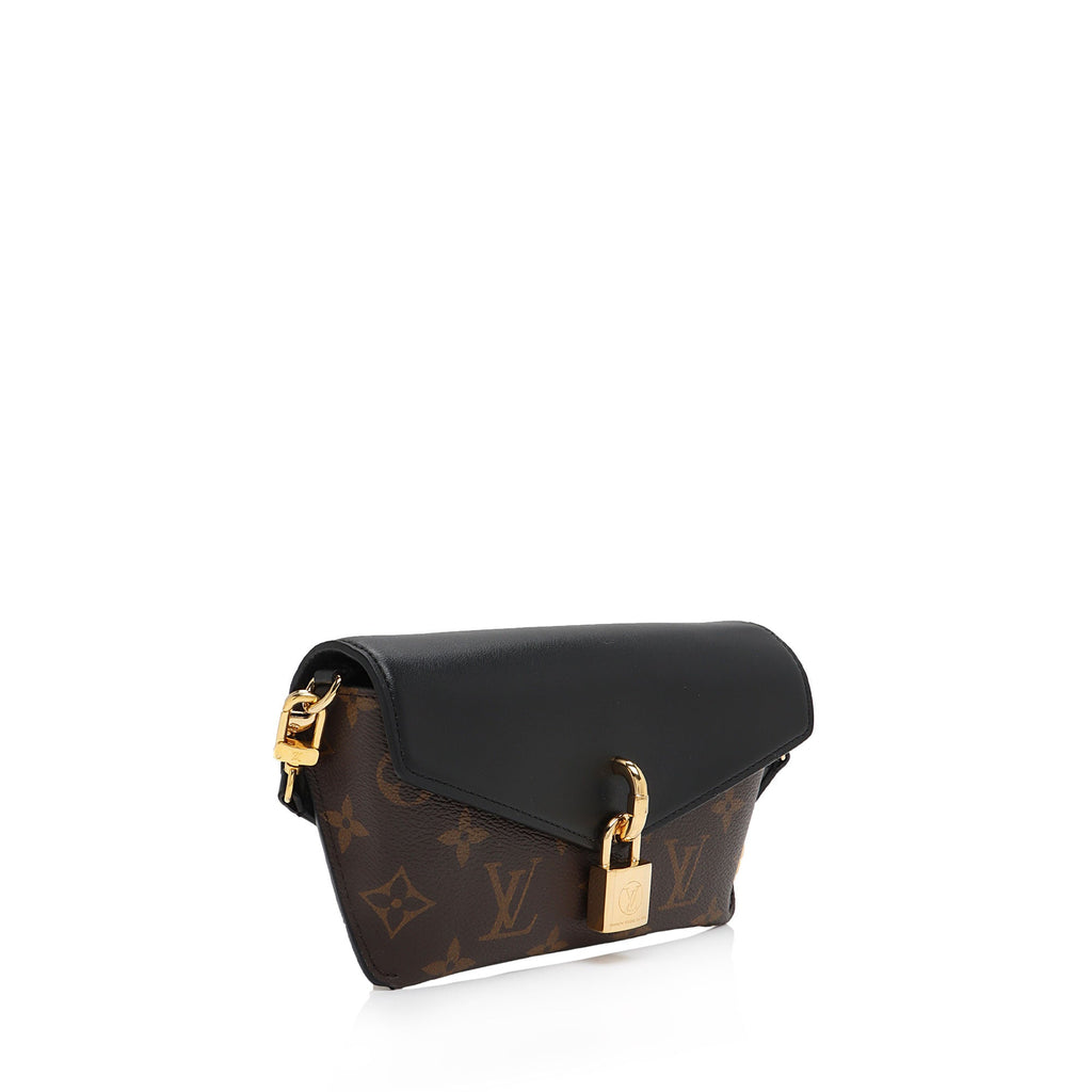 Louis Vuitton Monogram Canvas Padlock on Strap (SHF-Ss2gOb)