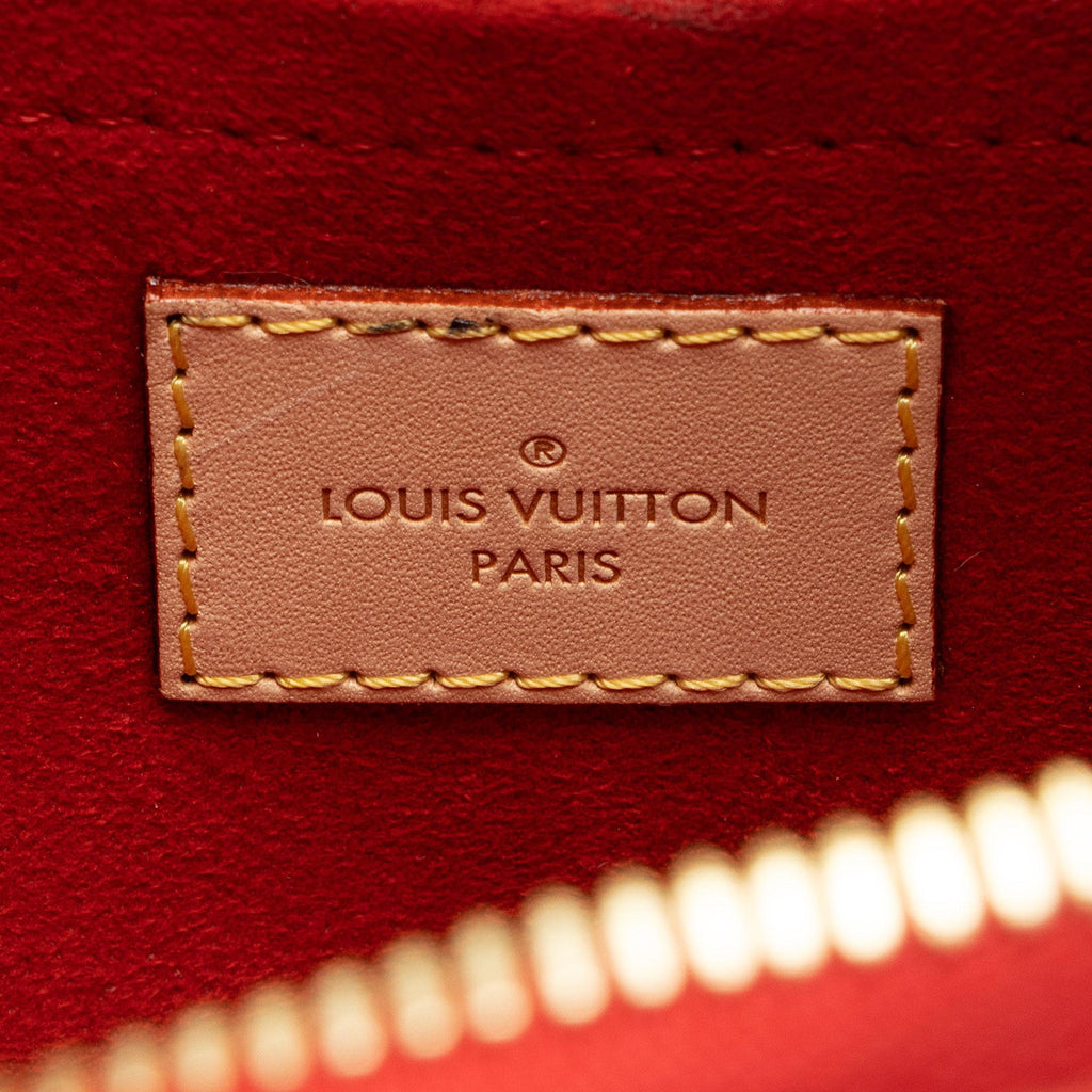 Louis Vuitton Monogram Canvas Pallas BB Satchel (SHF-RvdFiz)