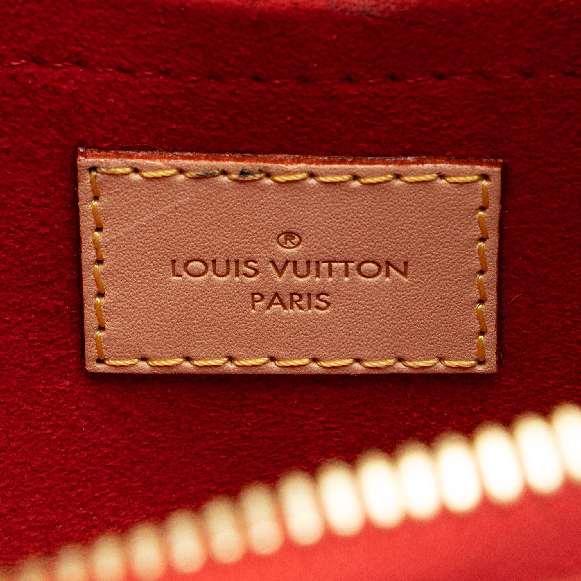 Louis Vuitton Monogram Canvas Pallas BB Satchel (SHF-RvdFiz)