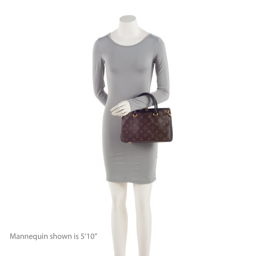 Louis Vuitton Monogram Canvas Pallas BB Satchel (SHF-qeK2Dm)