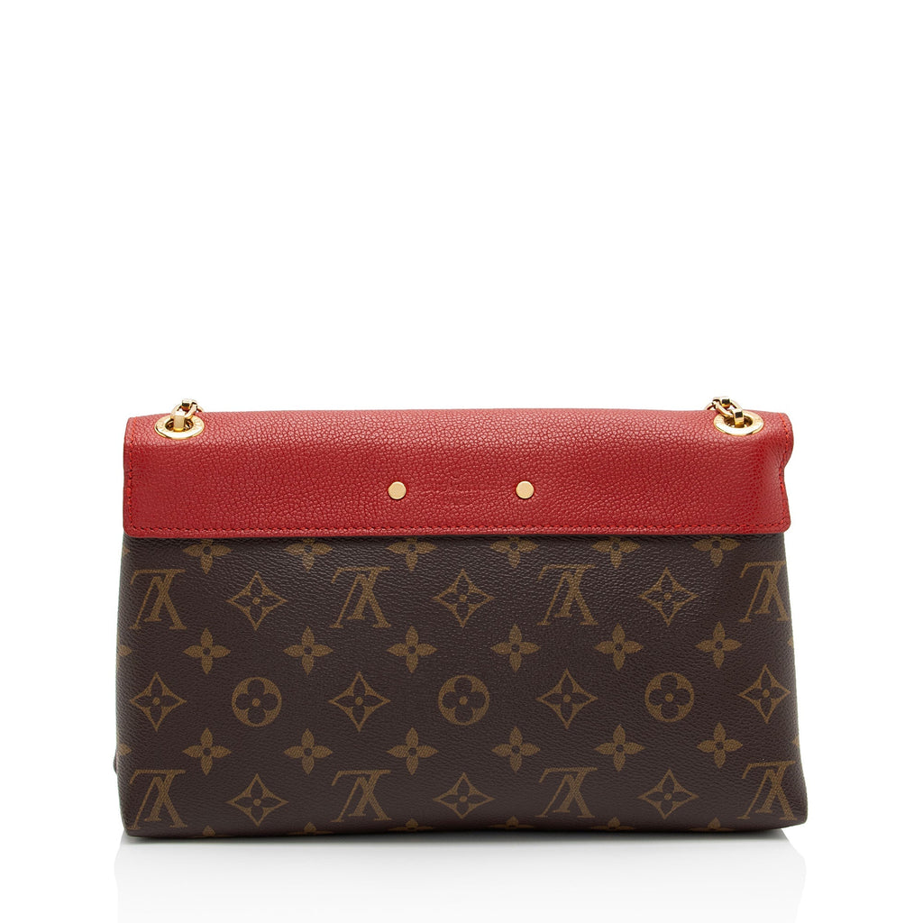 Louis Vuitton Monogram Canvas Pallas Chain Shoulder Bag (SHF-0DnP5y)