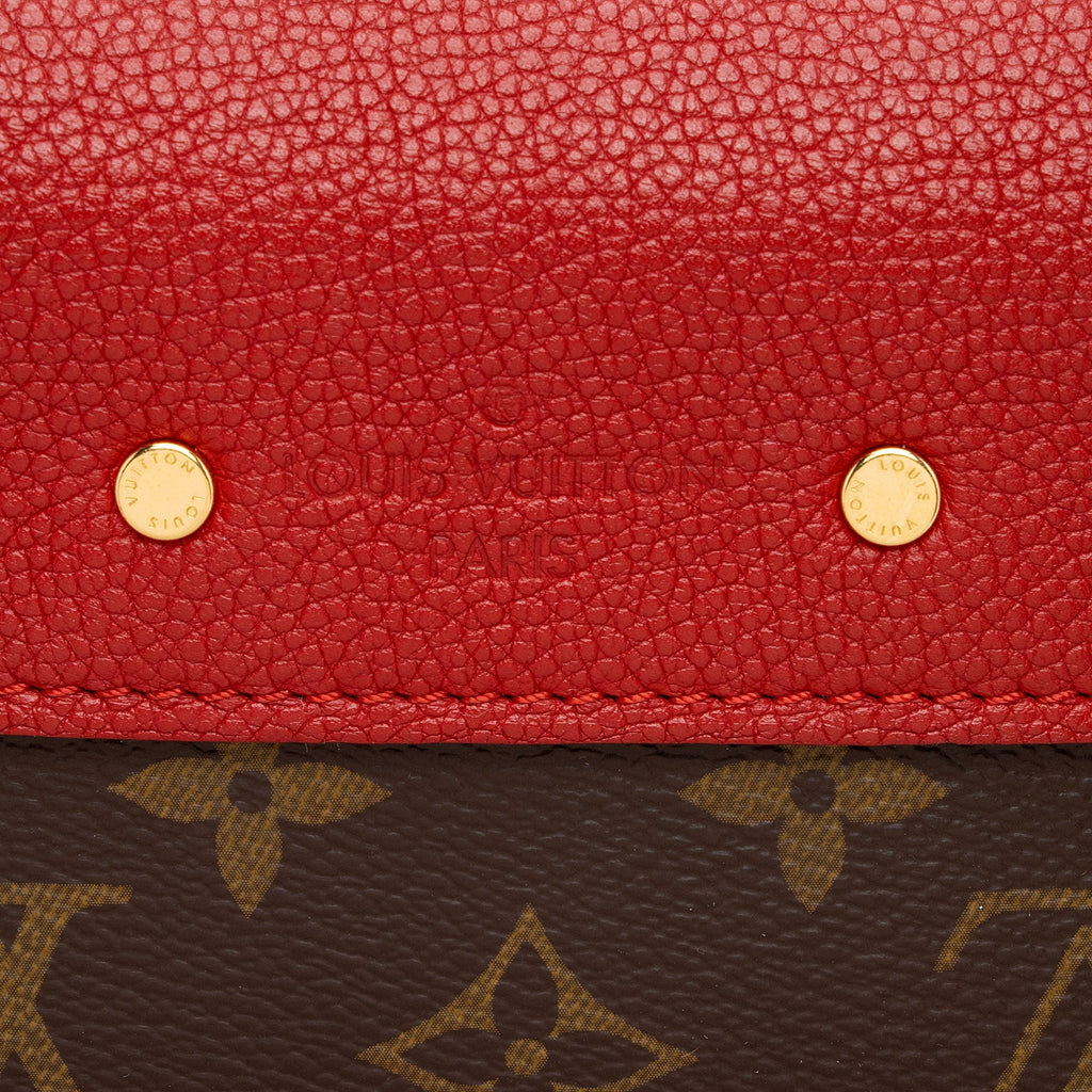 Louis Vuitton Monogram Canvas Pallas Chain Shoulder Bag (SHF-0DnP5y)