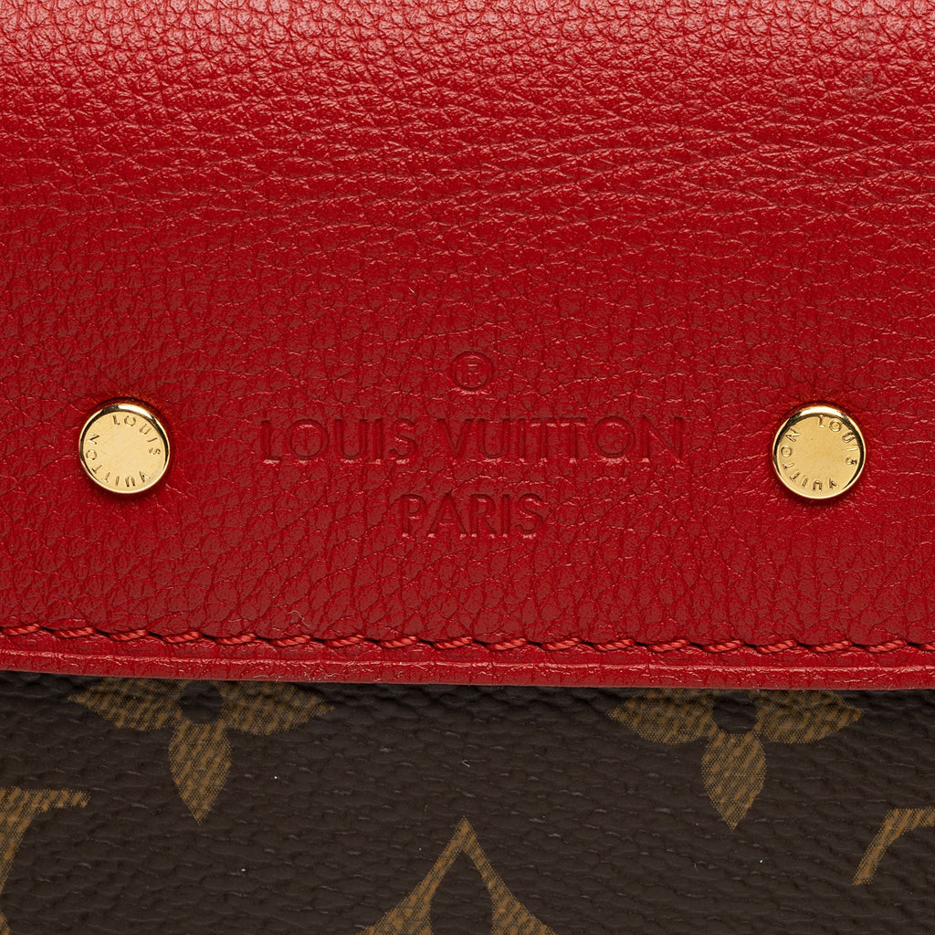 Louis Vuitton Monogram Canvas Pallas Chain Shoulder Bag (SHF-kEYMMI)