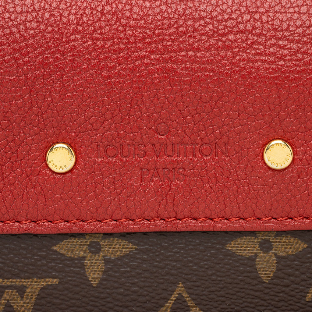 Louis Vuitton Monogram Canvas Pallas Chain Shoulder Bag (SHF-WhukwN)