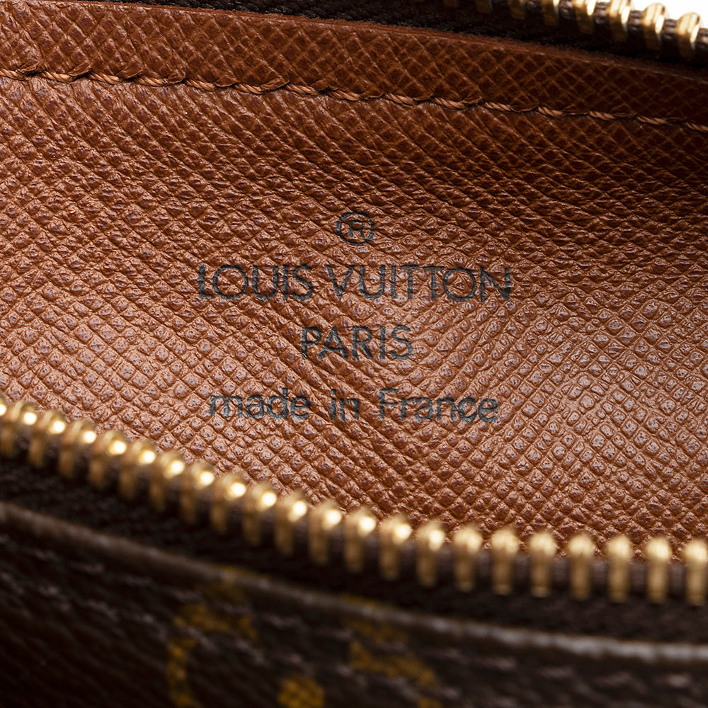 Louis Vuitton Monogram Canvas Papillon 26 Satchel (SHF-19863)