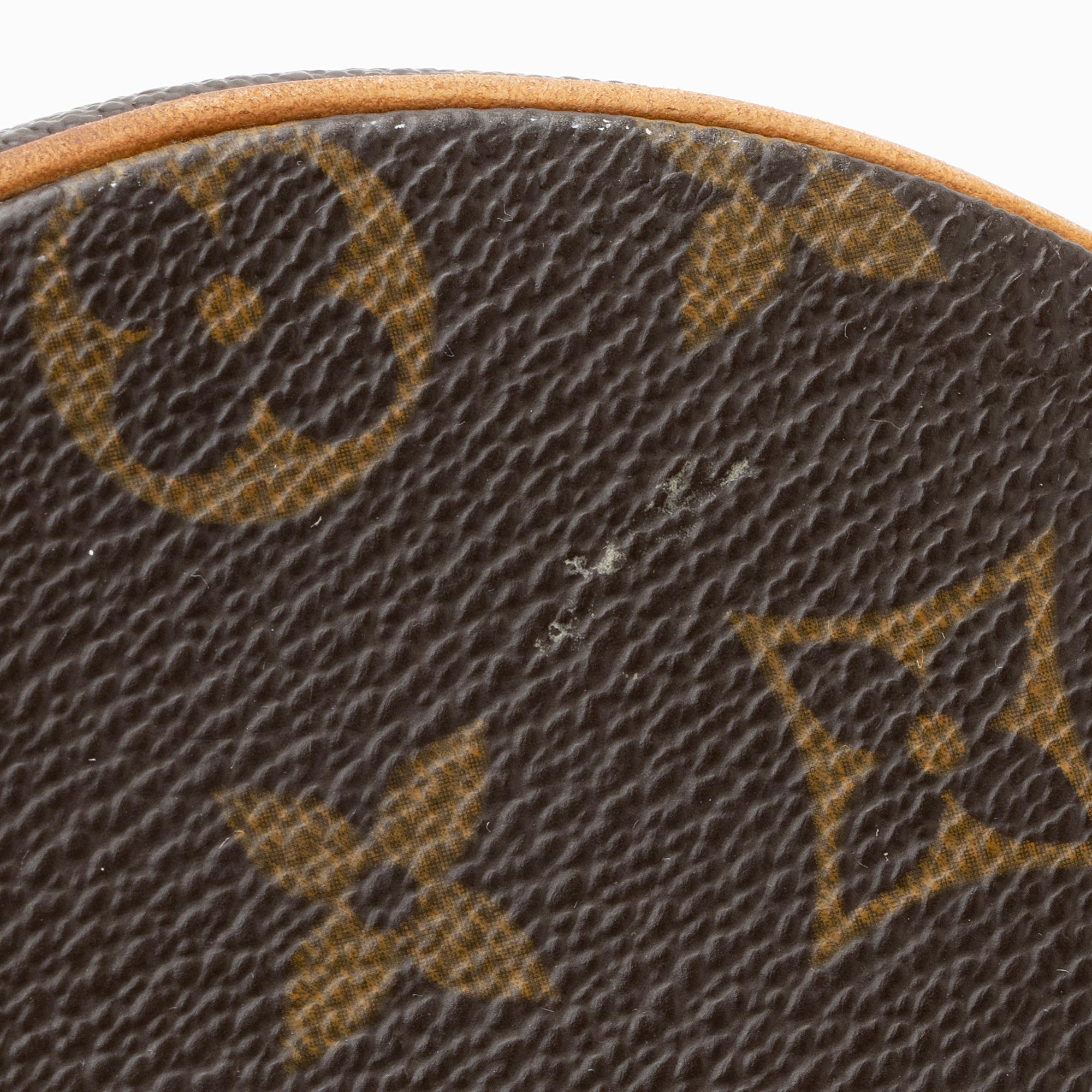 Louis Vuitton Monogram Canvas Papillon 26 Satchel (SHF-22836)