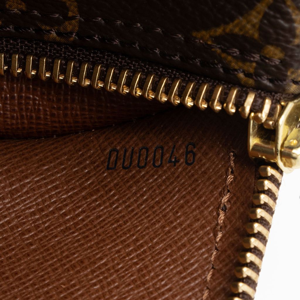 Louis Vuitton Monogram Canvas Papillon 26 Satchel (SHF-KIAxQE)
