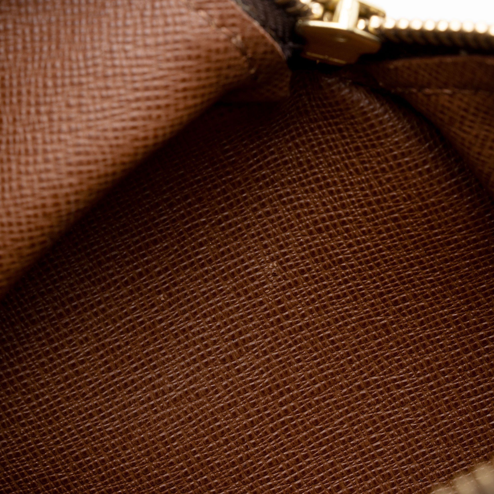 Louis Vuitton Monogram Canvas Papillon 30 Satchel (SHF-GGz7At)
