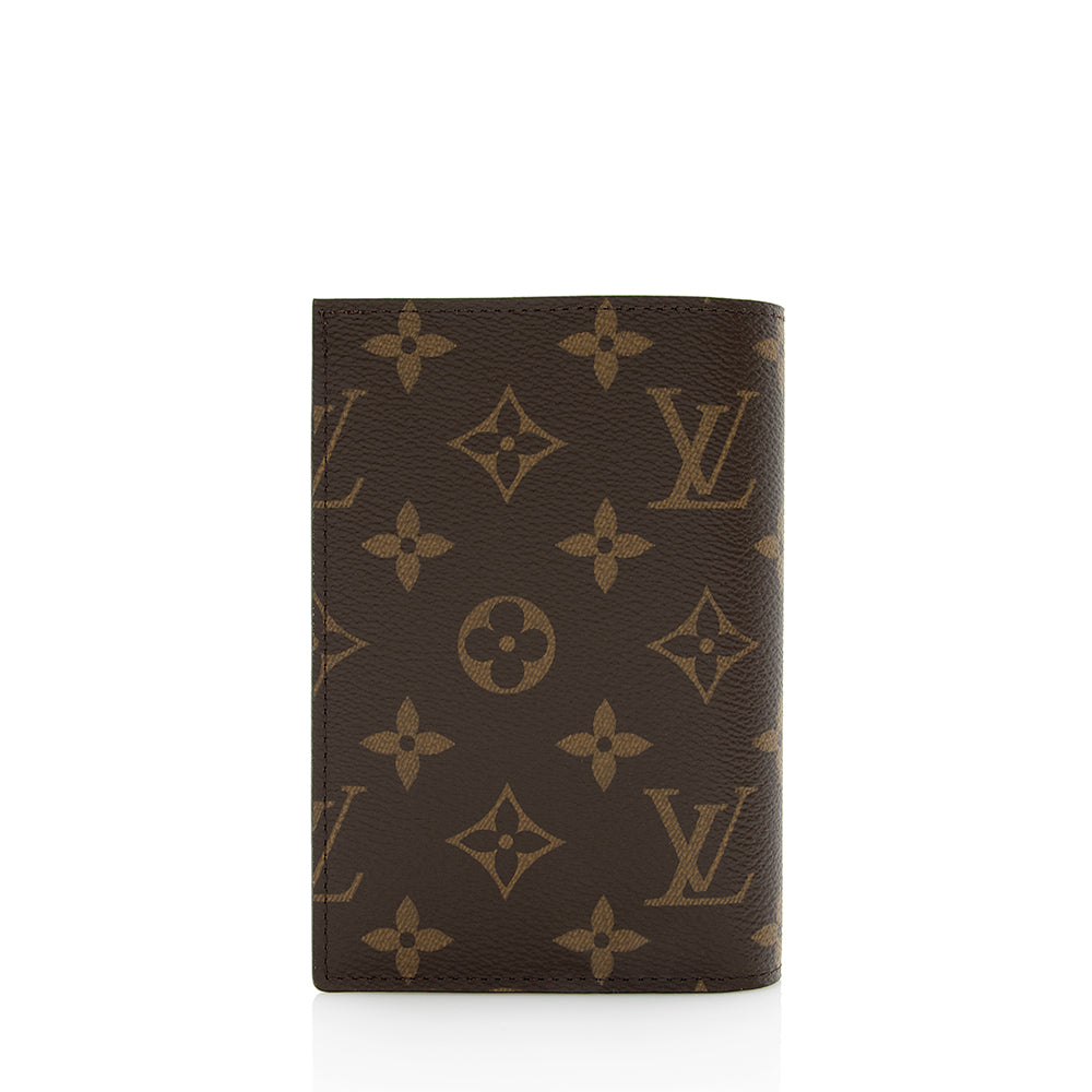 Louis Vuitton Monogram Canvas Passport Cover (SHF-20957)