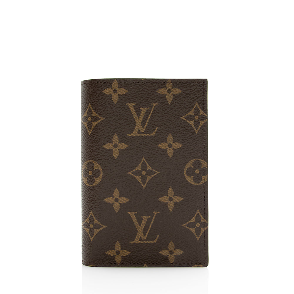 Louis Vuitton Monogram Canvas Passport Cover (SHF-20957)