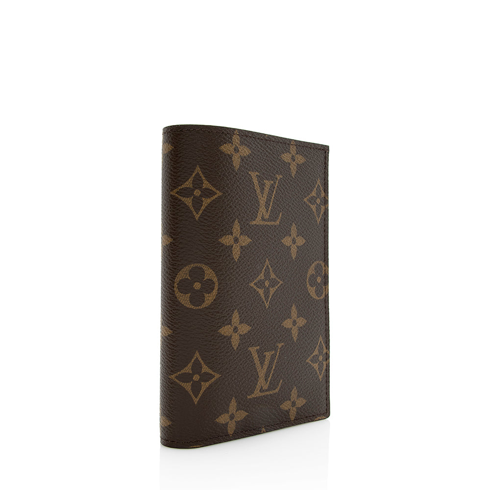 Louis Vuitton Monogram Canvas Passport Cover (SHF-20957)