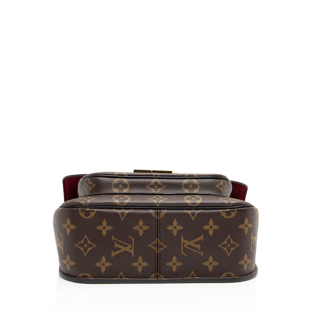 Louis Vuitton Monogram Canvas Passy Shoulder Bag (SHF-Cm87ct)