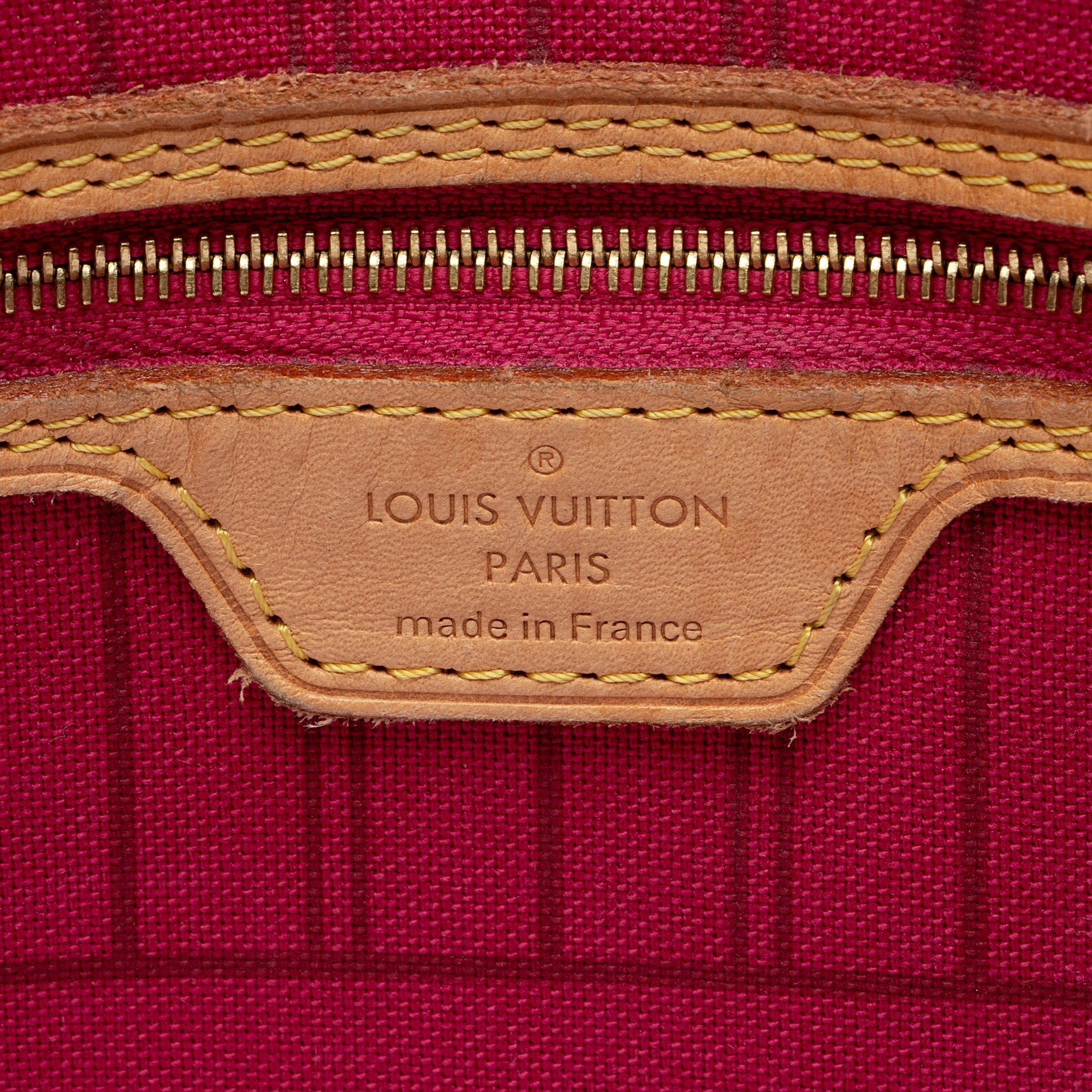 Louis Vuitton Monogram Canvas Patches Neverfull MM Tote (SHF-VCZIdY)