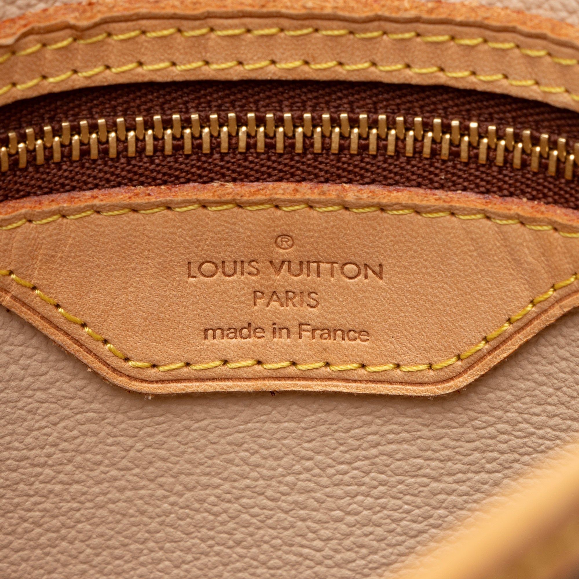 Louis Vuitton Monogram Canvas Petit Bucket Tote
