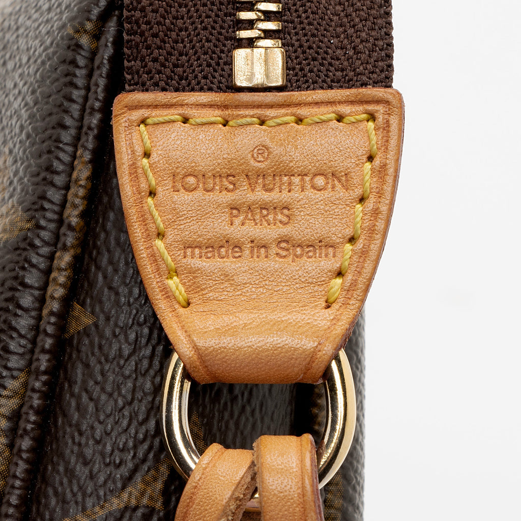 Louis Vuitton Monogram Canvas Pochette Accessoires (SHF-22305)