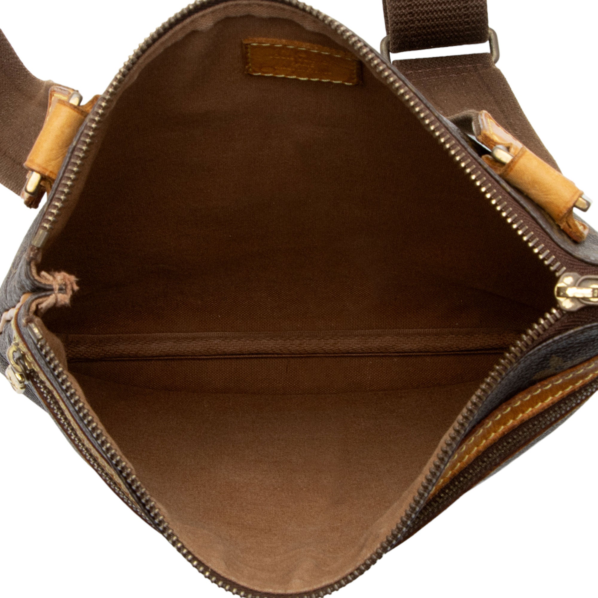 Louis Vuitton Monogram Canvas Pochette Bosphore Messenger (SHF-72xMgM)