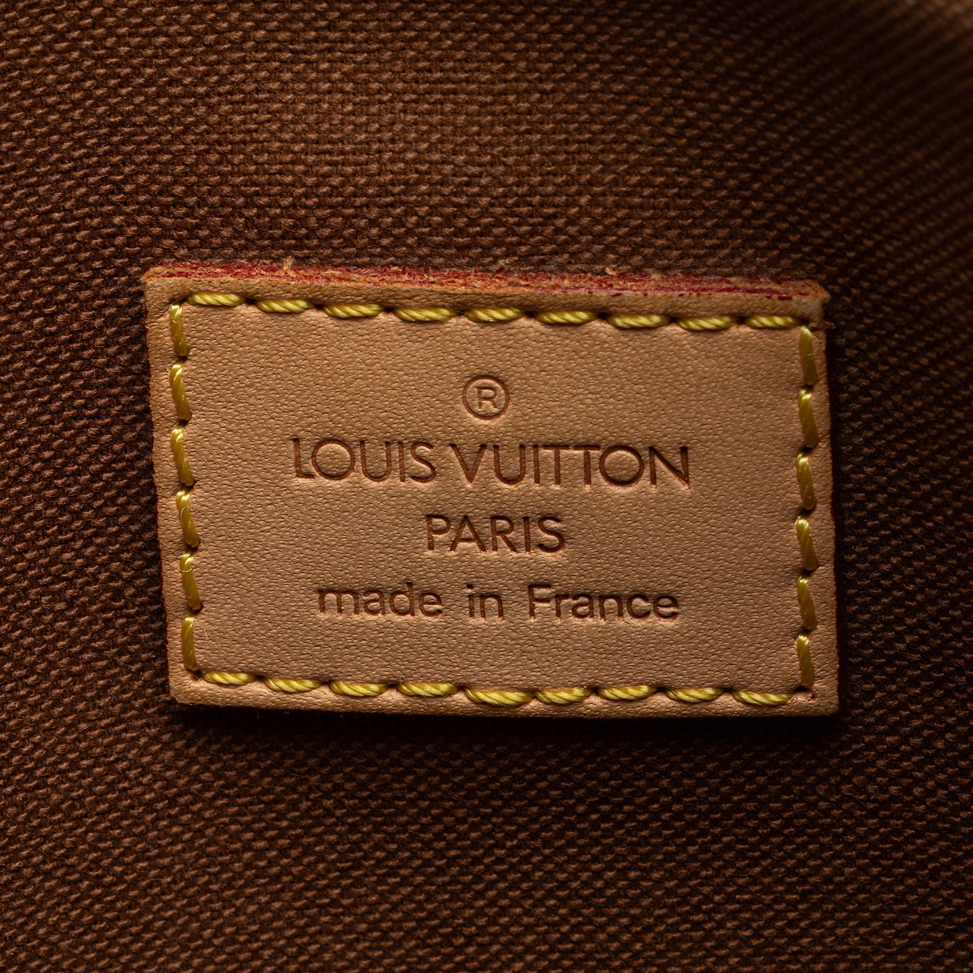 Louis Vuitton Monogram Canvas Pochette Bosphore Messenger (SHF-psSIus)