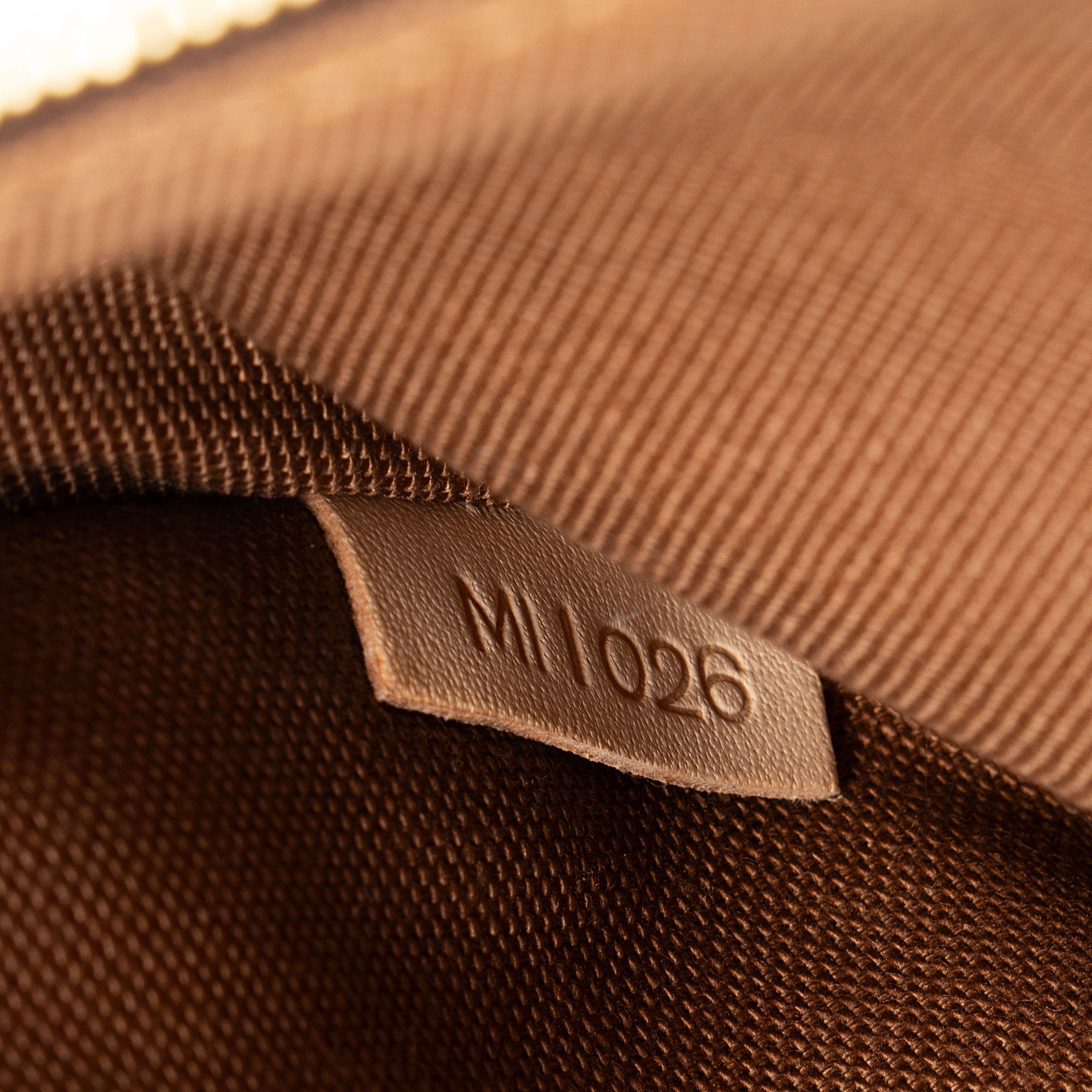 Louis Vuitton Monogram Canvas Pochette Bosphore Messenger