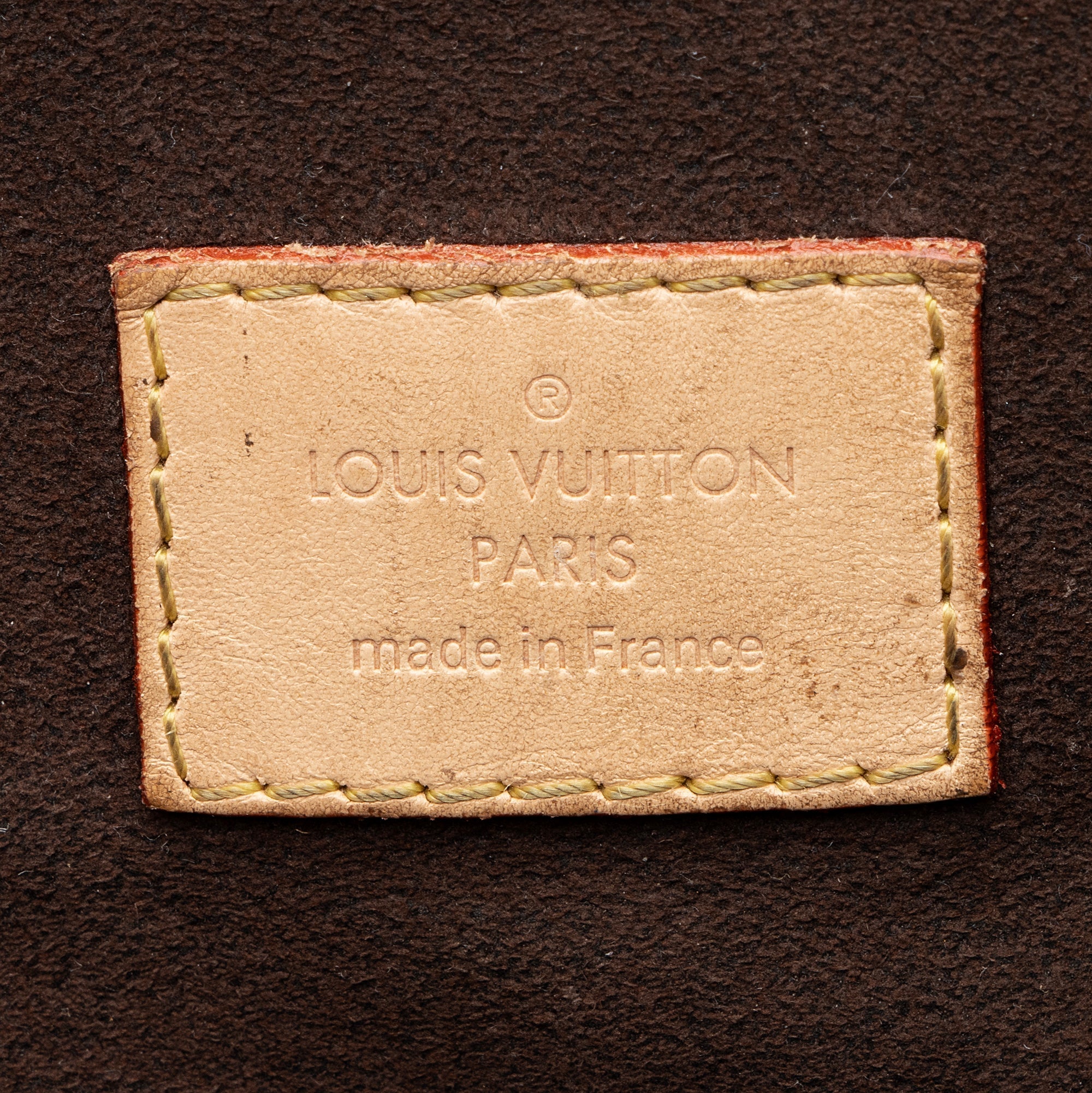 Louis Vuitton Monogram Canvas Pochette Metis Shoulder Bag (SHF-22653)