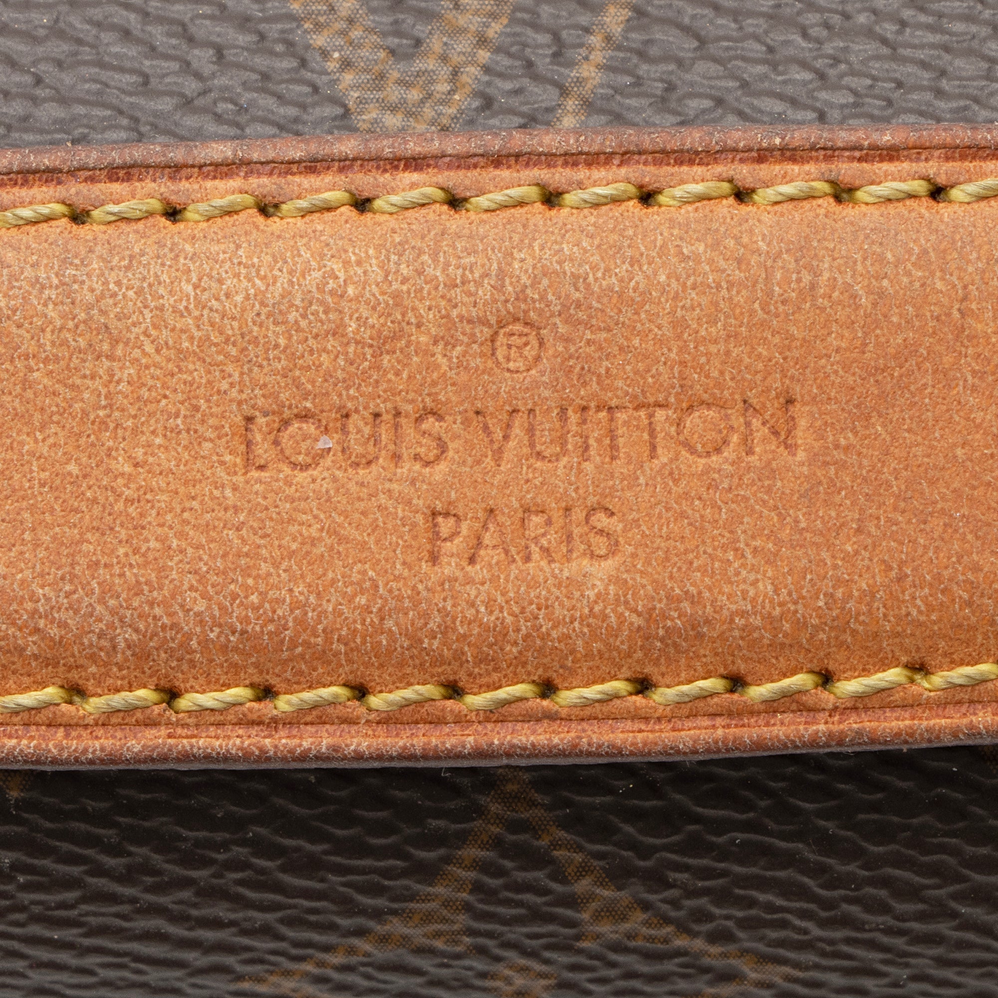 Louis Vuitton Monogram Canvas Pochette Metis Shoulder Bag (SHF-22653)
