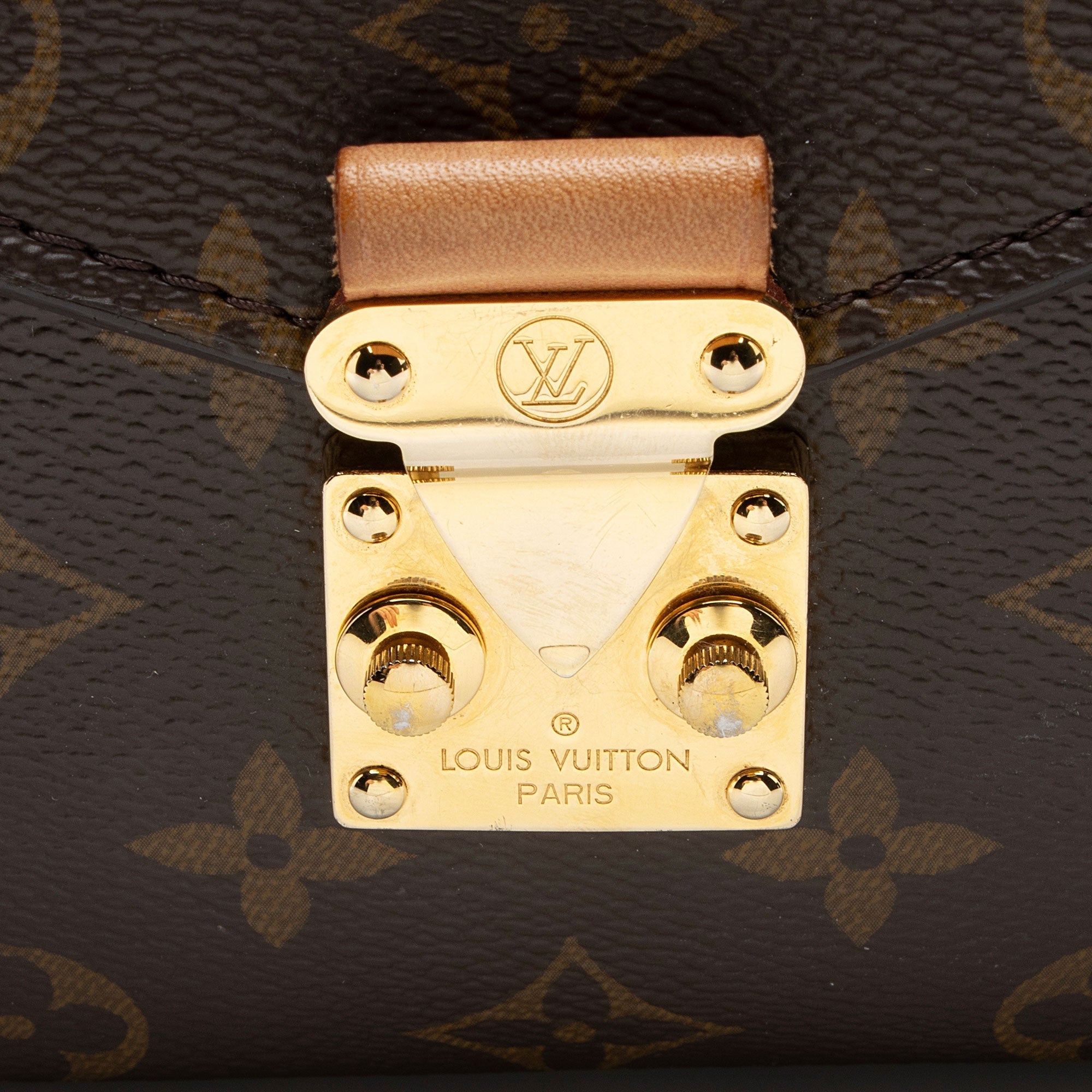 Louis Vuitton Monogram Canvas Pochette Metis Shoulder Bag (SHF-0Q33me)