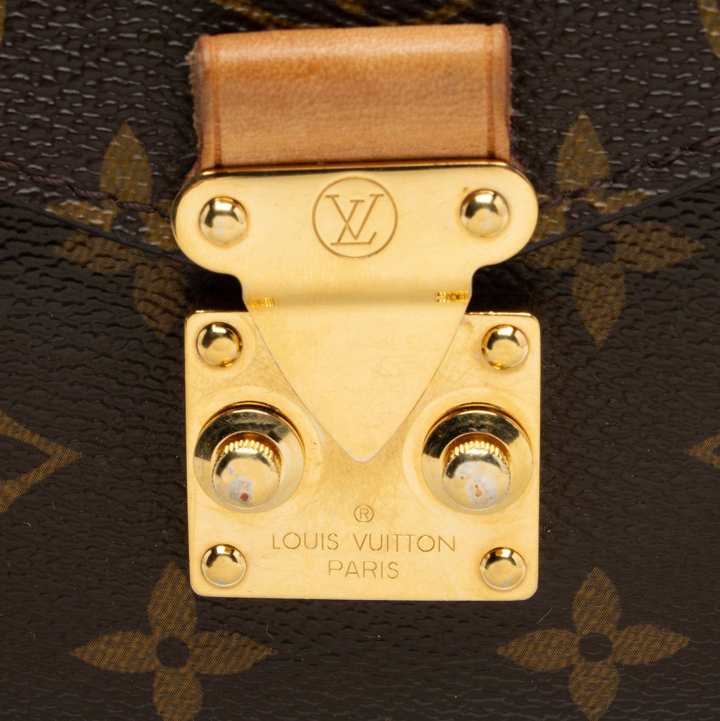 Louis Vuitton Monogram Canvas Pochette Metis Shoulder Bag (SHF-gGqxLi)