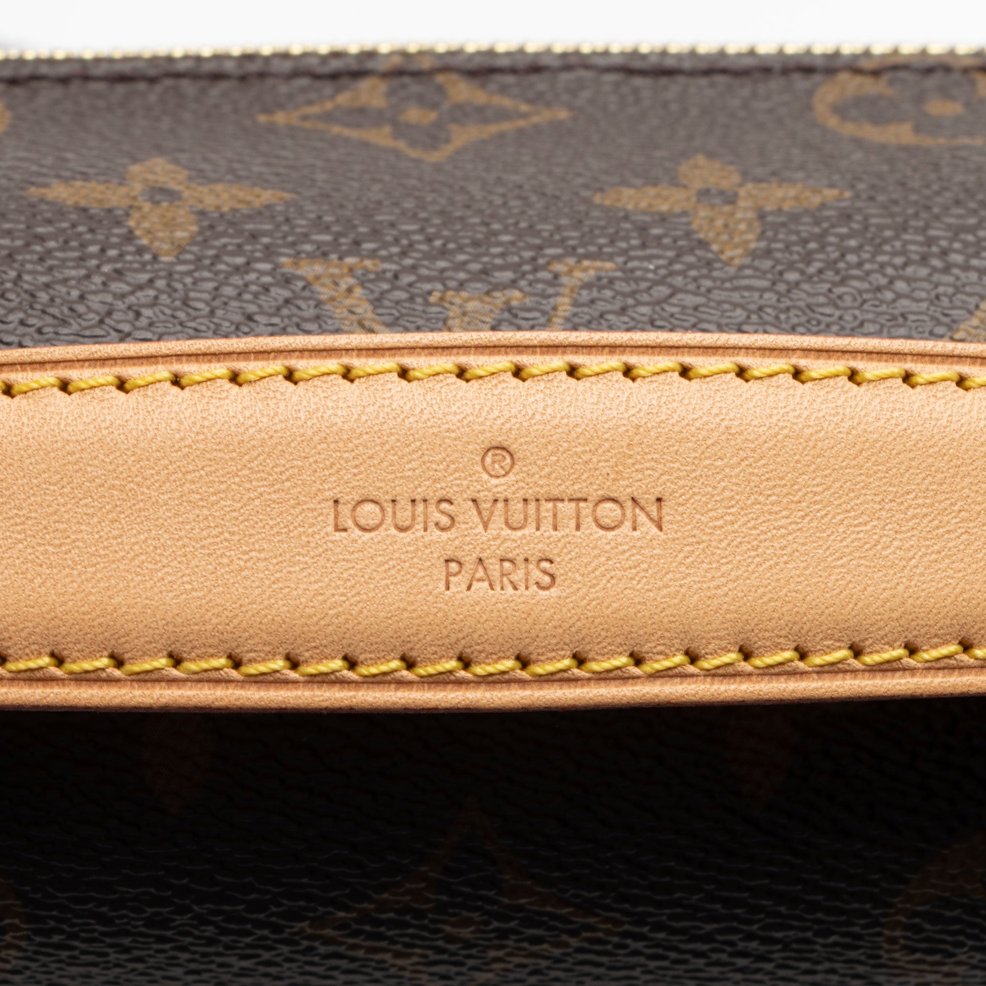 Louis Vuitton Monogram Canvas Pochette Metis Shoulder Bag (SHF-jVQV5z)