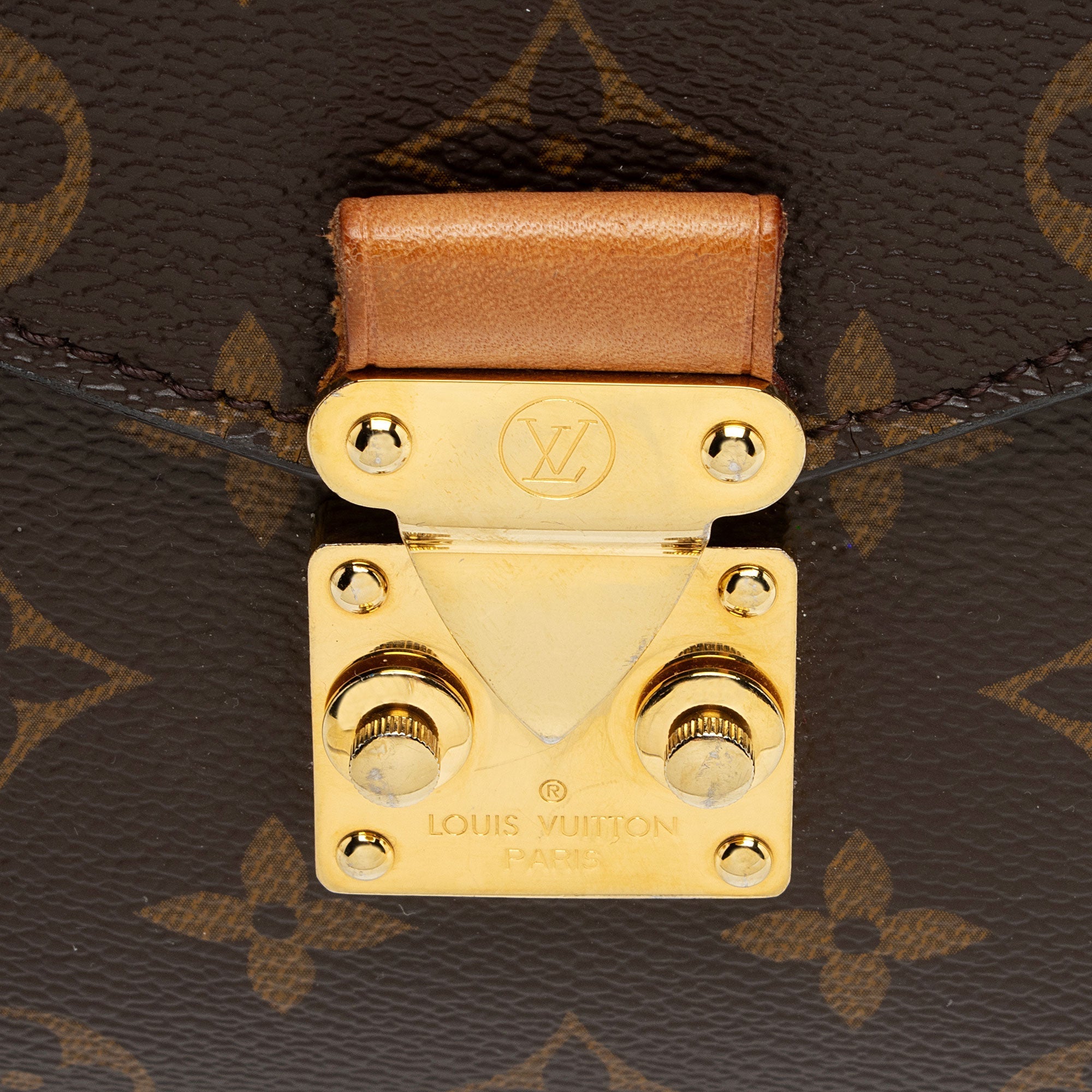 Louis Vuitton Monogram Canvas Pochette Metis Shoulder Bag (SHF-ANnulA)
