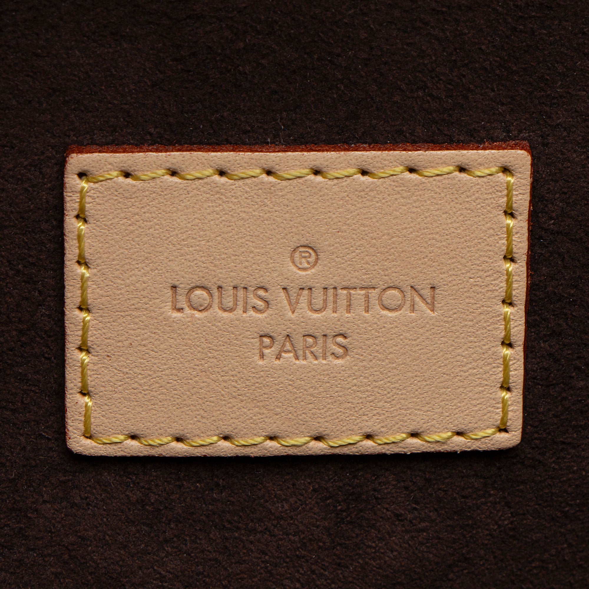 Louis Vuitton Monogram Canvas Pochette Metis Shoulder Bag (SHF-pIyBMS)