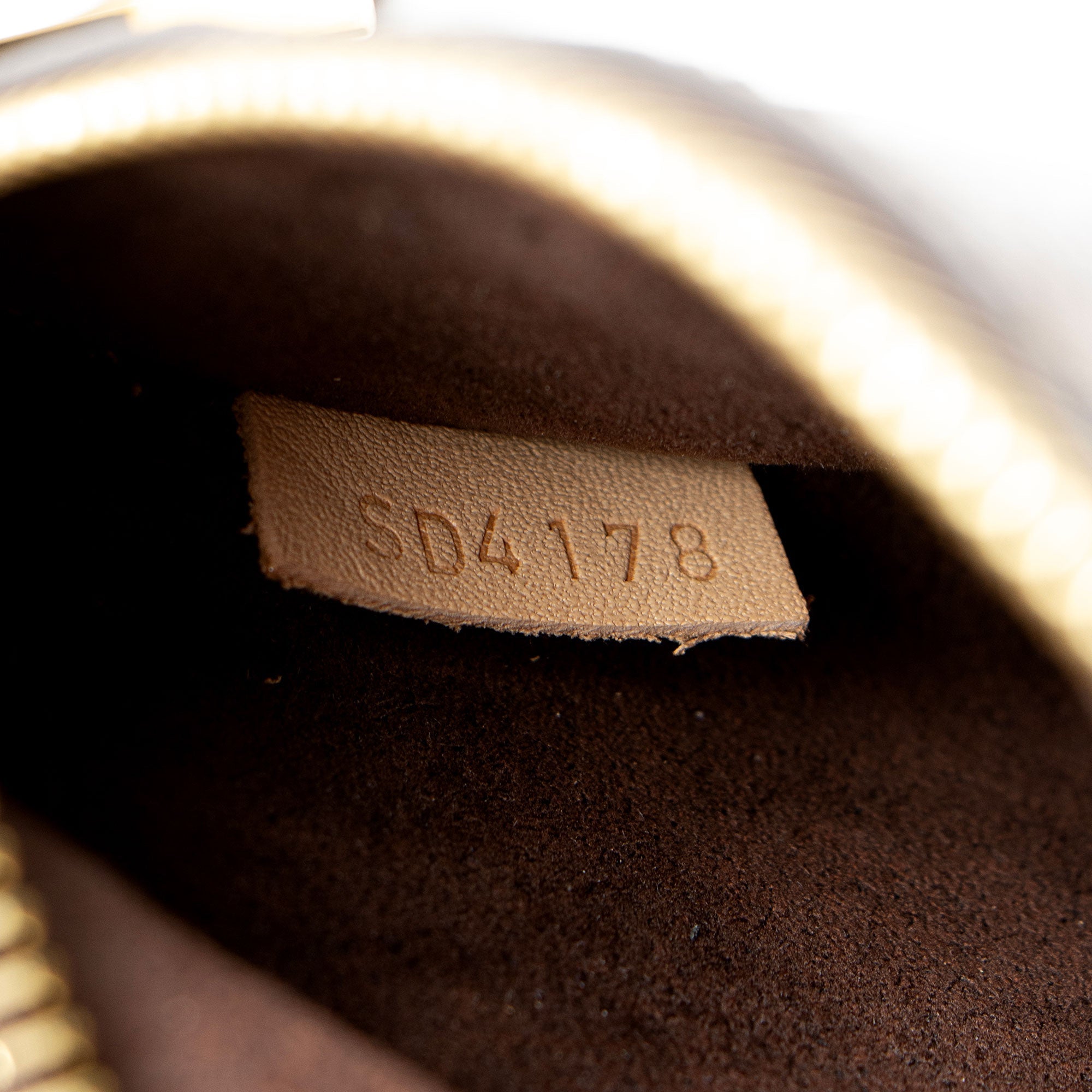 Louis Vuitton Monogram Canvas Pochette Metis Shoulder Bag (SHF-TyQMte)