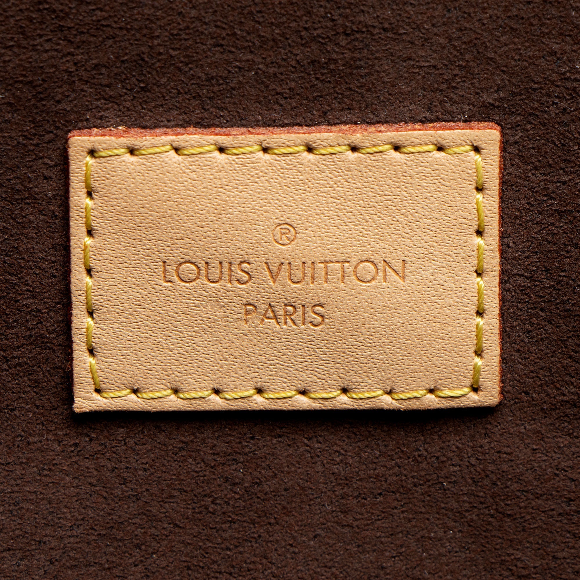 Louis Vuitton Monogram Canvas Pochette Metis Shoulder Bag (SHF-TyQMte)