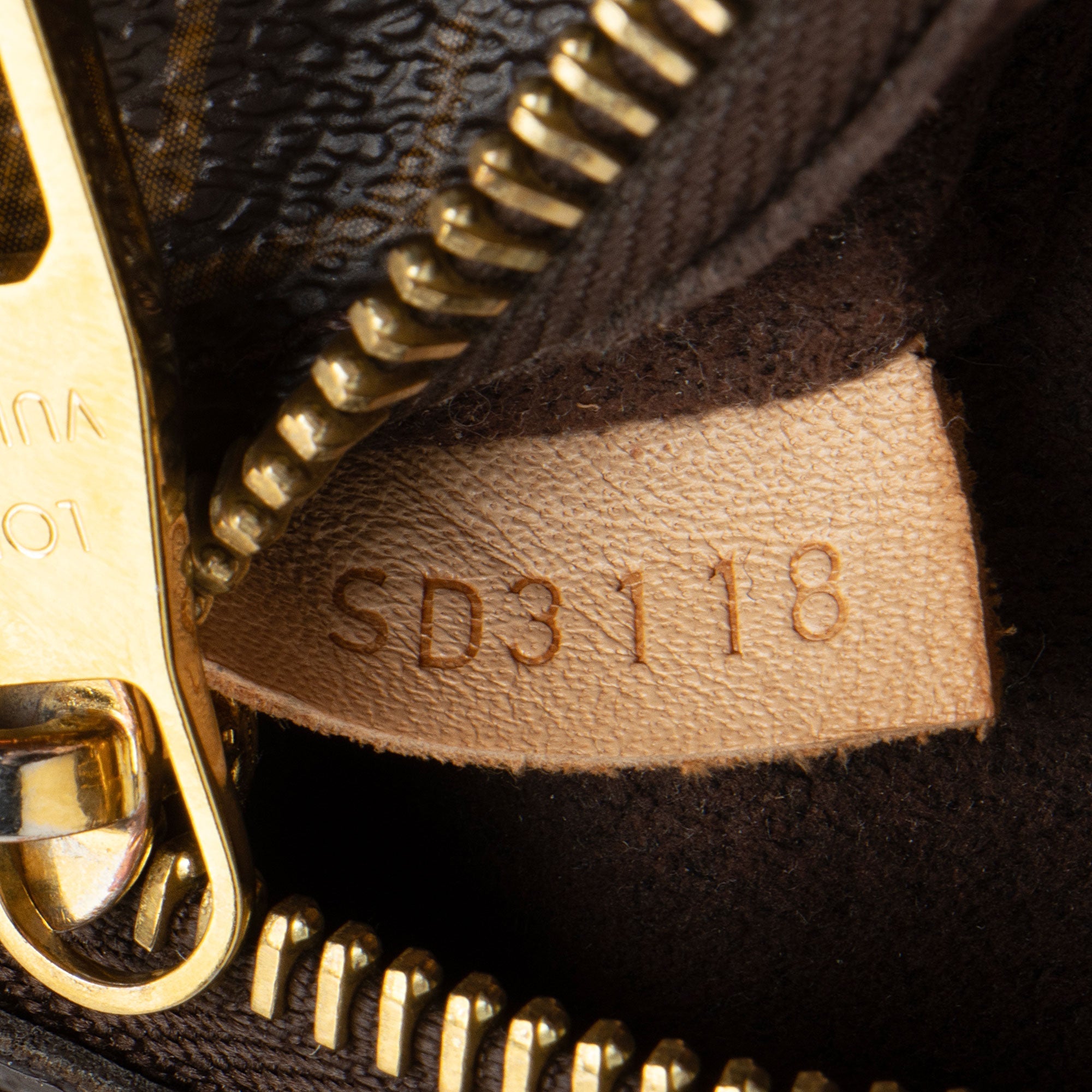 Louis Vuitton Monogram Canvas Pochette Metis Shoulder Bag