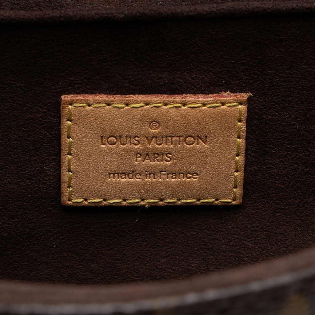 Louis Vuitton Monogram Canvas Pochette Metis Shoulder Bag