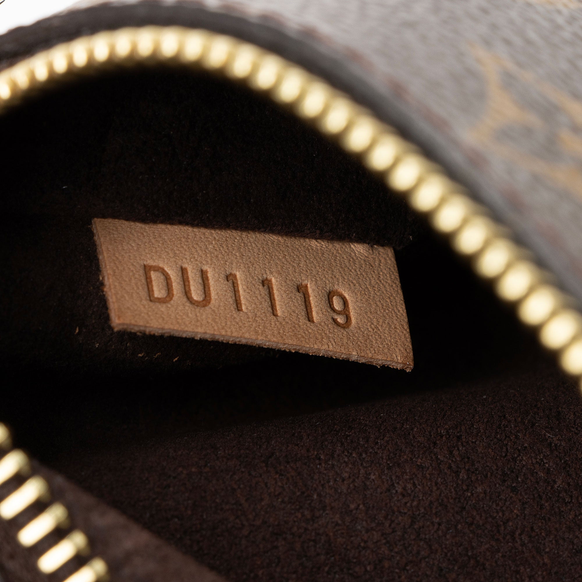 Louis Vuitton Monogram Canvas Pochette Metis Shoulder Bag