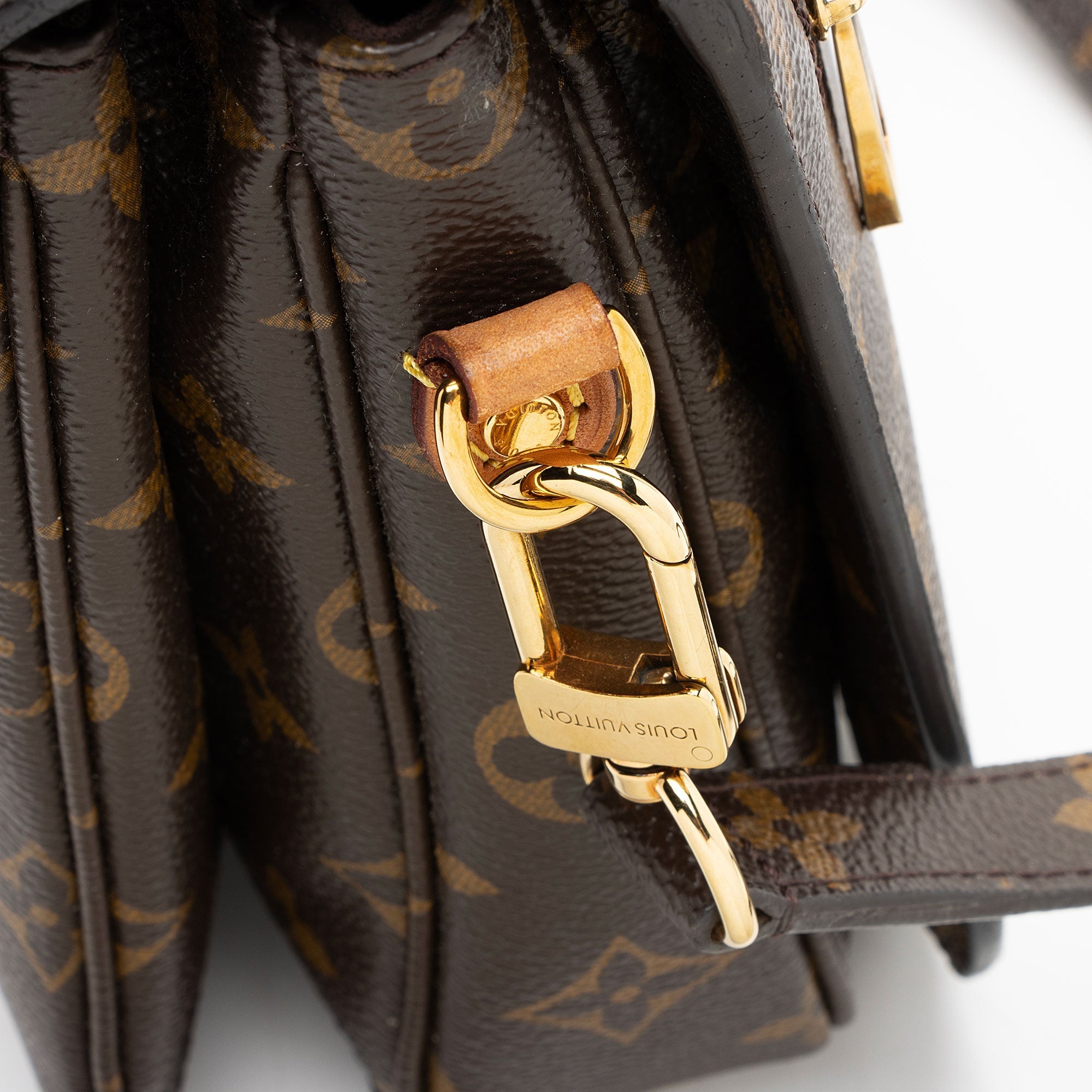 Louis Vuitton Monogram Canvas Pochette Metis Shoulder Bag