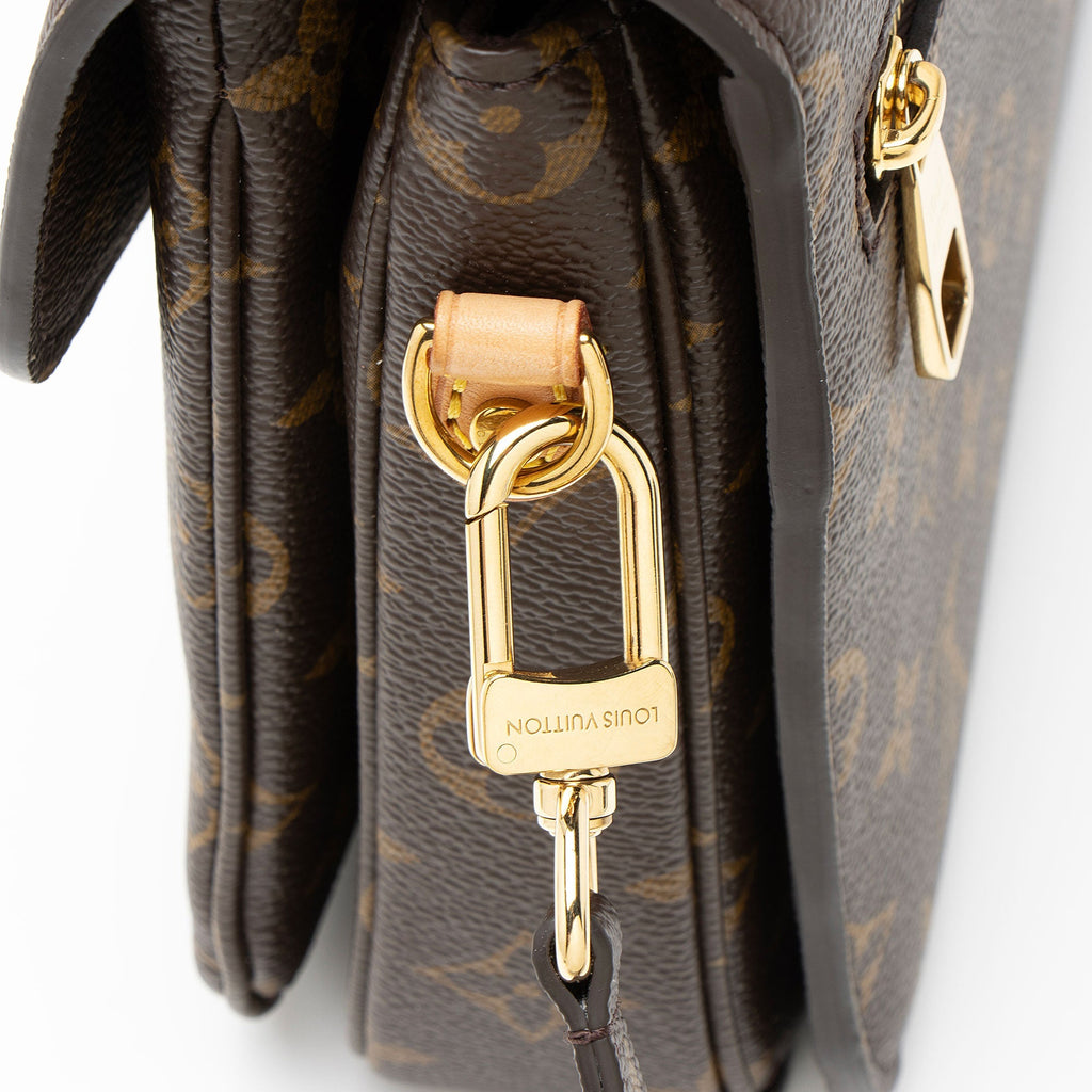 Louis Vuitton Monogram Canvas Pochette Metis Shoulder Bag