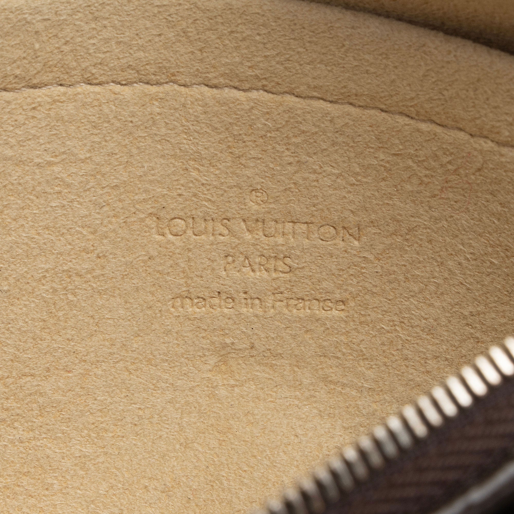 Louis Vuitton Monogram Canvas Pochette Tikal Clutch (SHF-gbe0ZF)