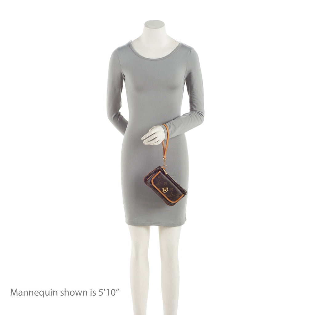 Louis Vuitton Monogram Canvas Pochette Tikal Clutch (SHF-gbe0ZF)
