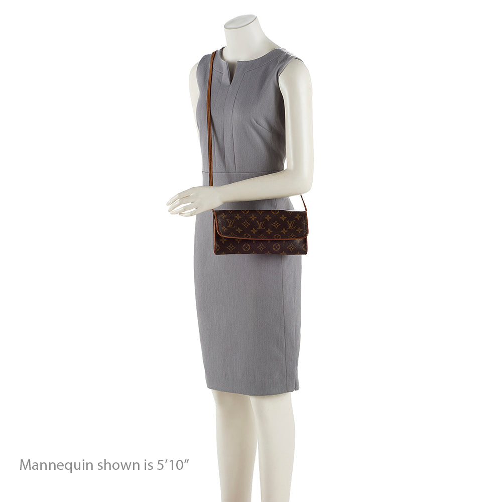 Louis Vuitton Monogram Canvas Pochette Twin GM Shoulder Bag (SHF-19243)