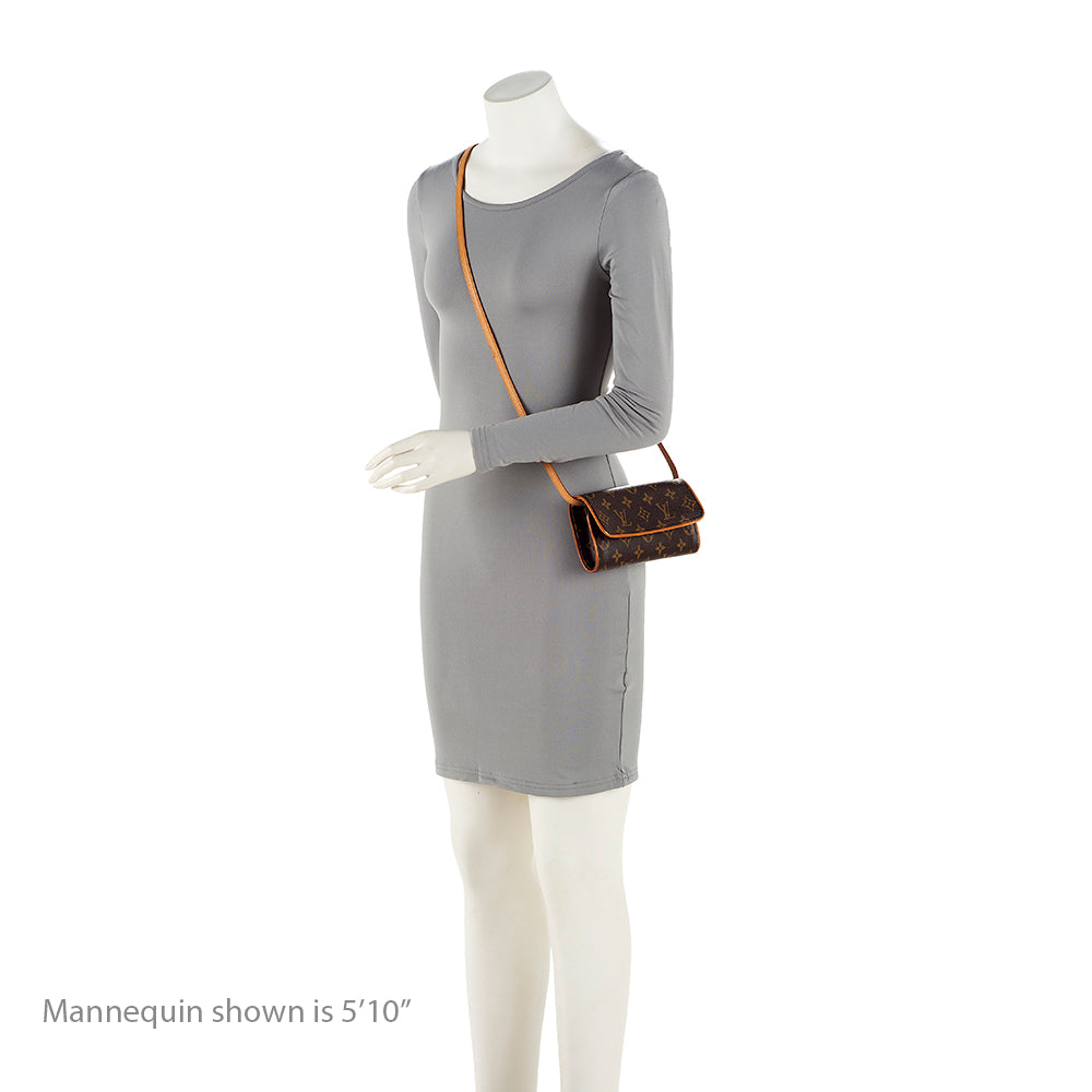Louis Vuitton  Monogram Canvas Pochette Twin GM Shoulder Bag (SHF-20344)