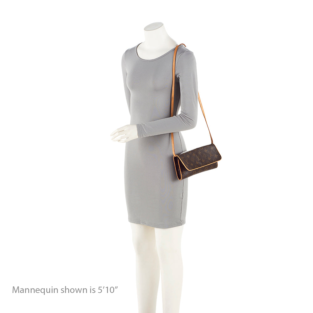 Louis Vuitton  Monogram Canvas Pochette Twin GM Shoulder Bag (SHF-20313)