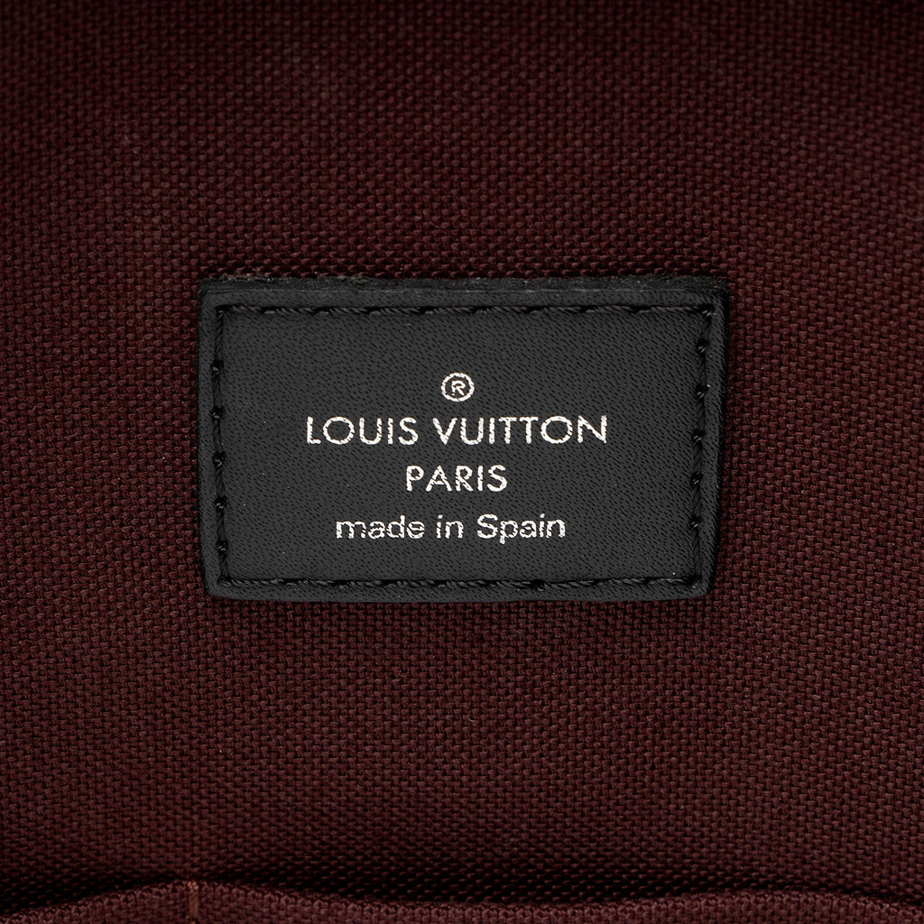 Louis Vuitton Monogram Canvas Porte Documents Voyage PM Messenger