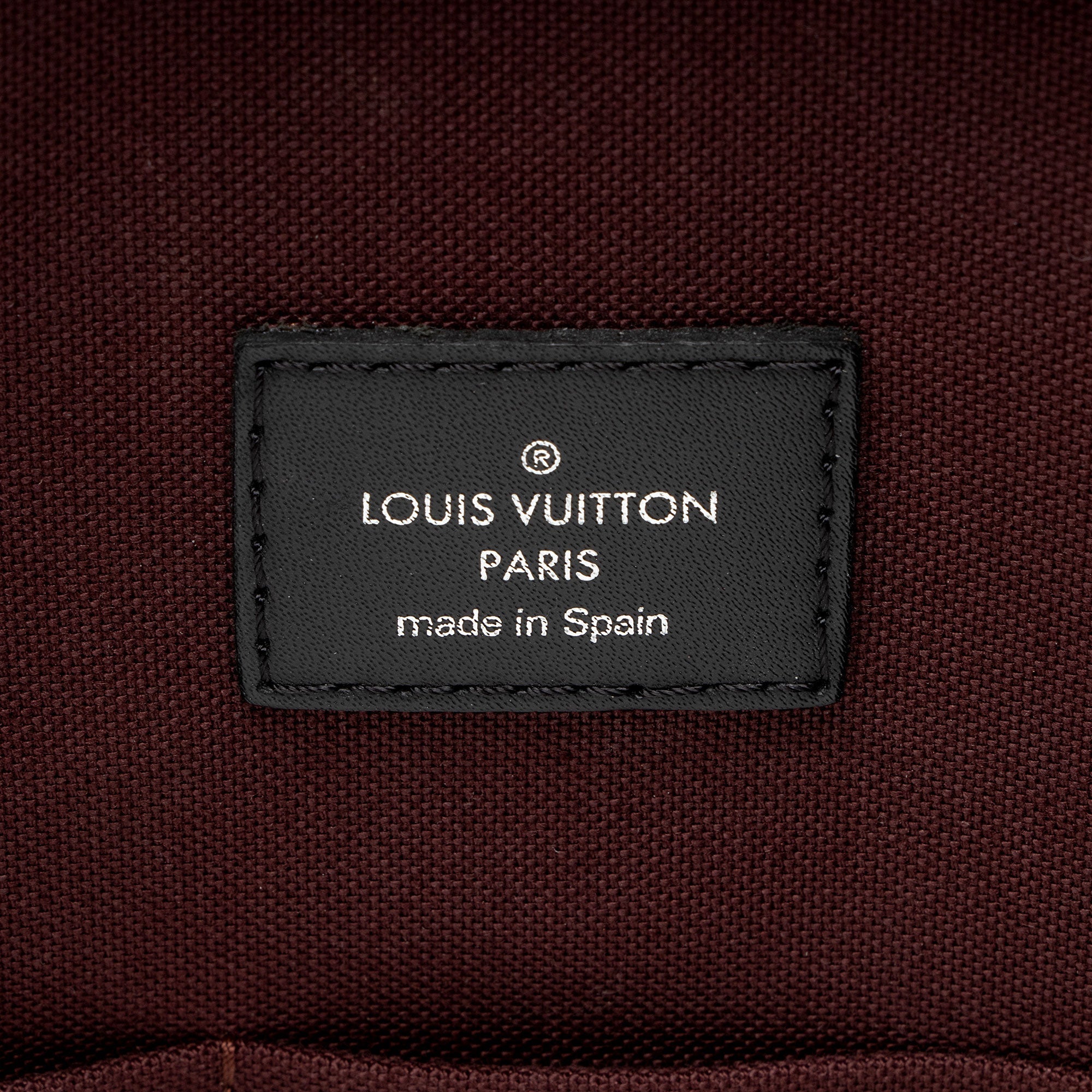 Louis Vuitton Monogram Canvas Porte Documents Voyage PM Messenger