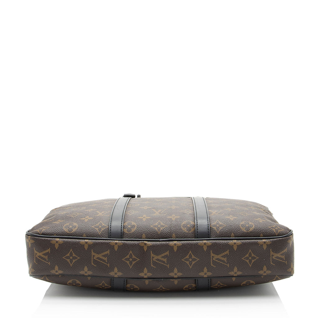 Louis Vuitton Monogram Canvas Porte Documents Voyage PM Messenger