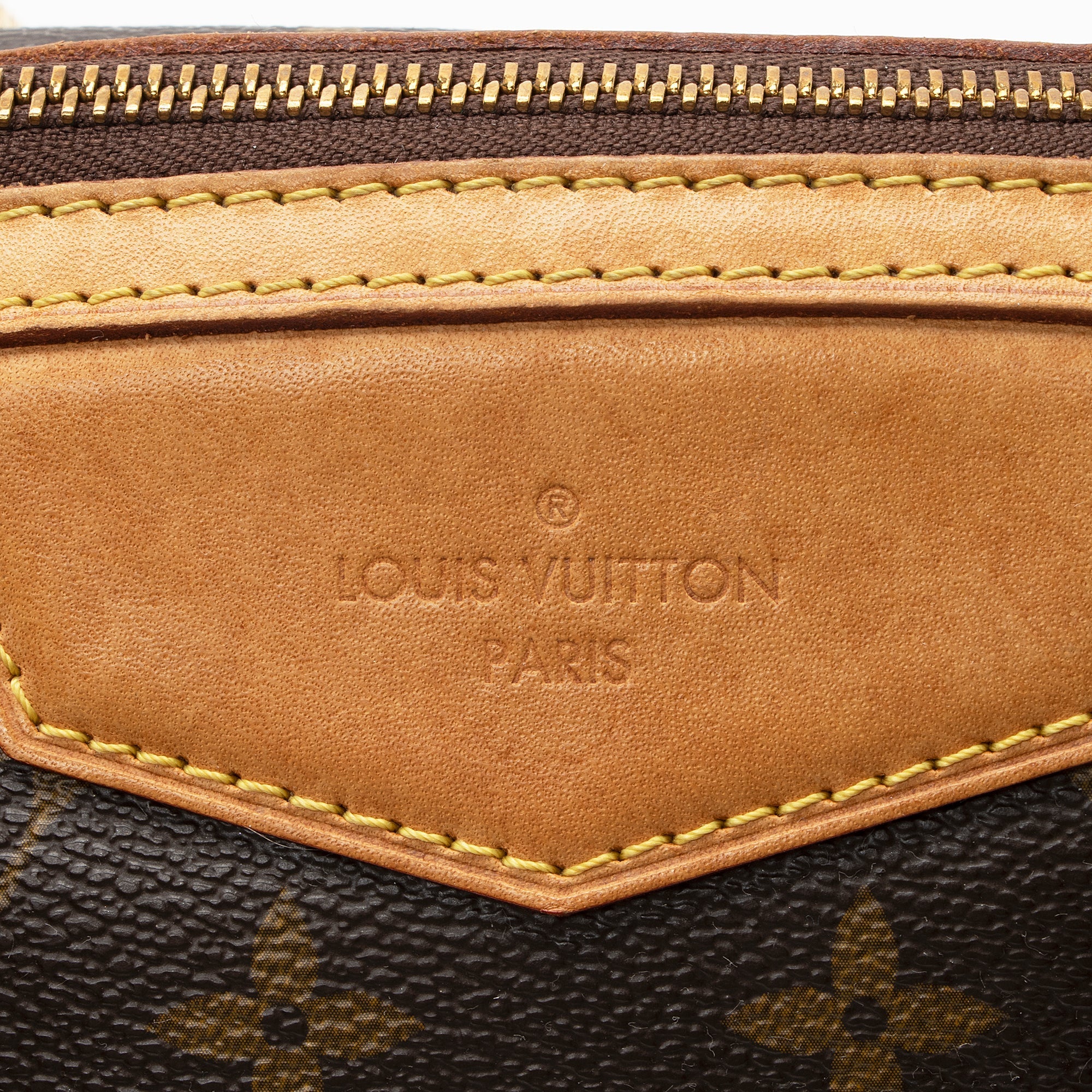 Louis Vuitton Monogram Canvas Retiro PM Satchel (SHF-22187)