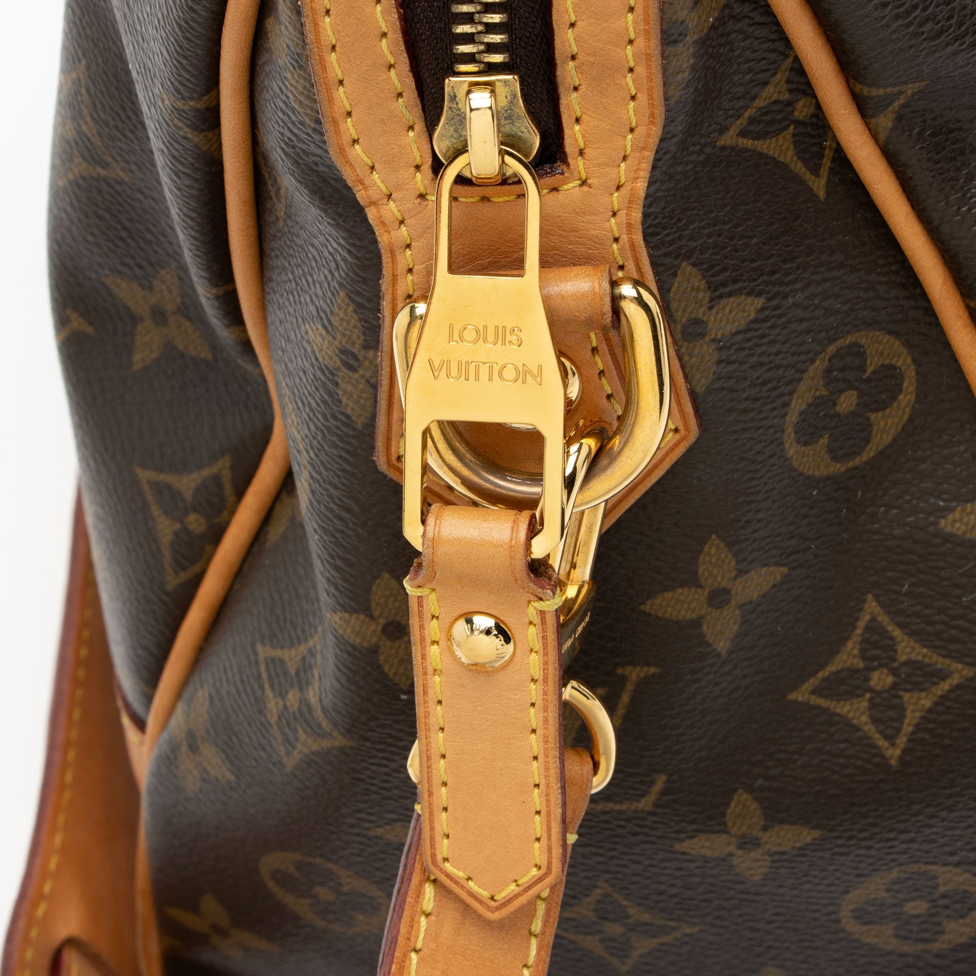 Louis Vuitton Monogram Canvas Retiro PM Satchel (SHF-pEazSx)