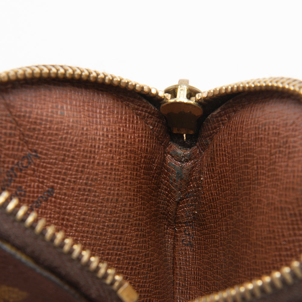 Louis Vuitton Monogram Canvas Round Coin Pouch (SHF-11539)