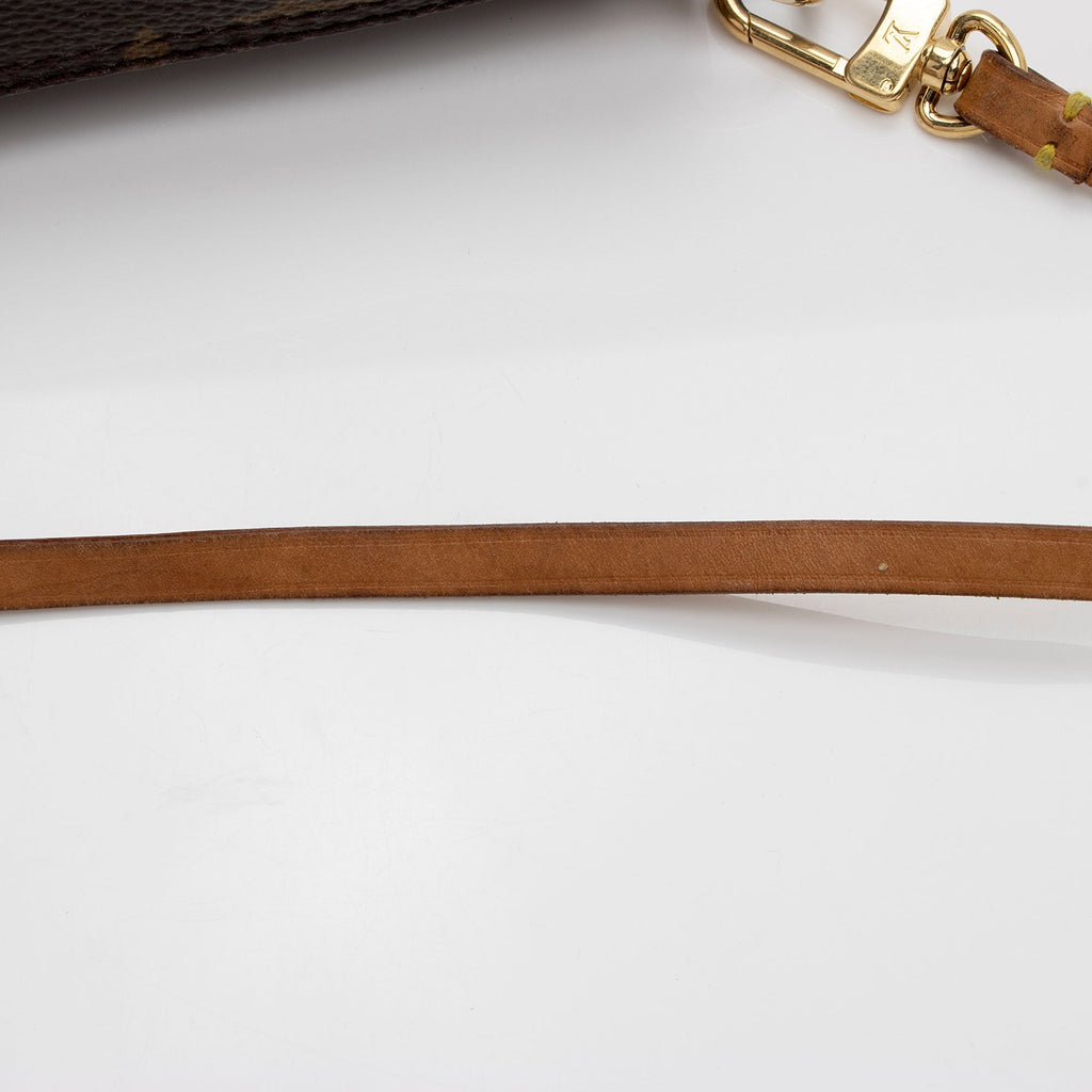 Louis Vuitton Monogram Canvas Round Pochette (SHF-BEaXf8)