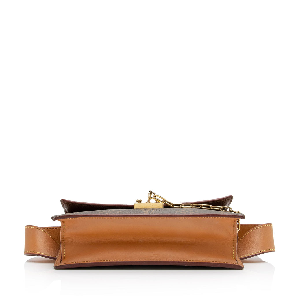 Louis Vuitton Monogram Canvas S Lock Belt Bag (SHF-23337)