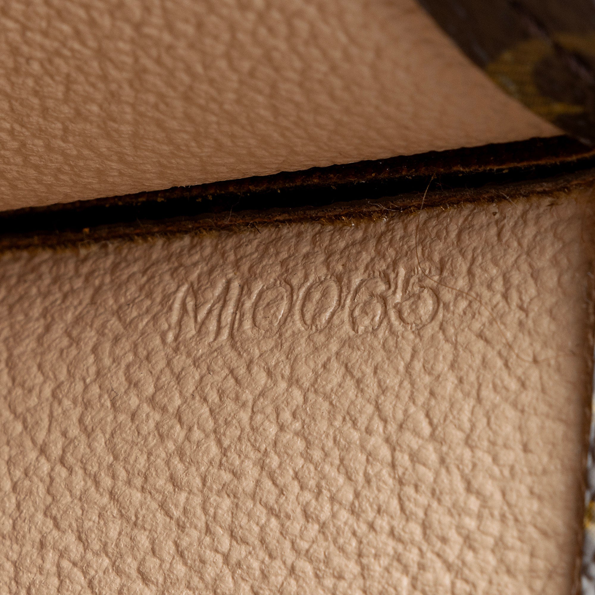 Louis Vuitton Monogram Canvas Sac Plat Tote (SHF-4rkmKw)
